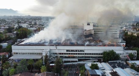 Incendio afecta al Hospital San Borja Arriarán en Santiago