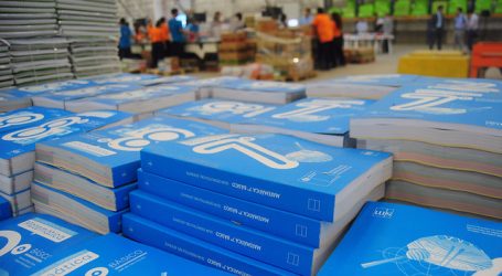 Piden apurar prohibición de exigir textos escolares de editoriales determinadas