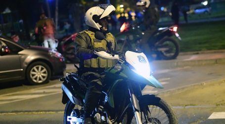 37 personas fueron detenidas tras fiestas clandestinas en Santiago y Quillota