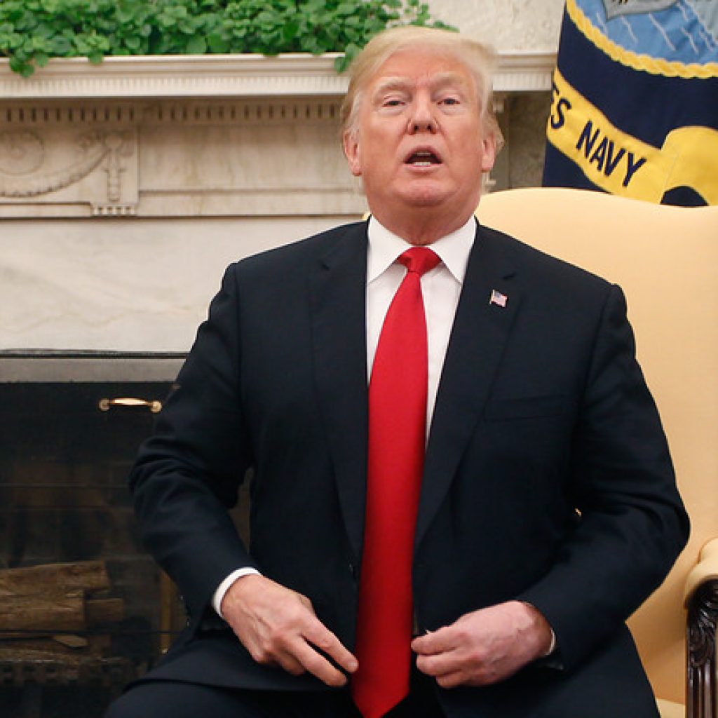 EEUU: Miembros del Gobierno evaluarían el cese forzado de Donald Trump