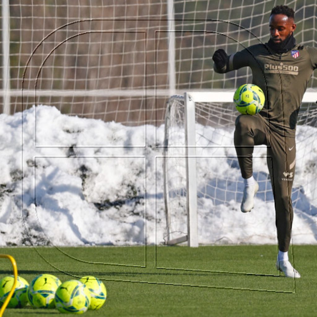 El Atlético confirma positivo por coronavirus del francés Moussa Dembélé