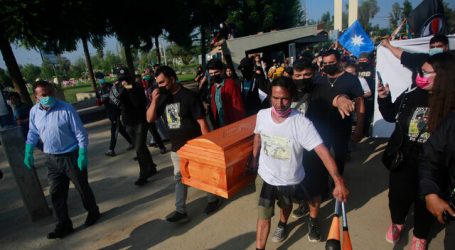 Realizan funeral de malabarista baleado por Carabineros en Panguipulli