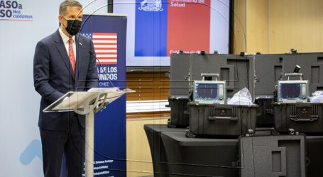 EEUU donó ocho ventiladores mecánicos al sistema de salud chileno