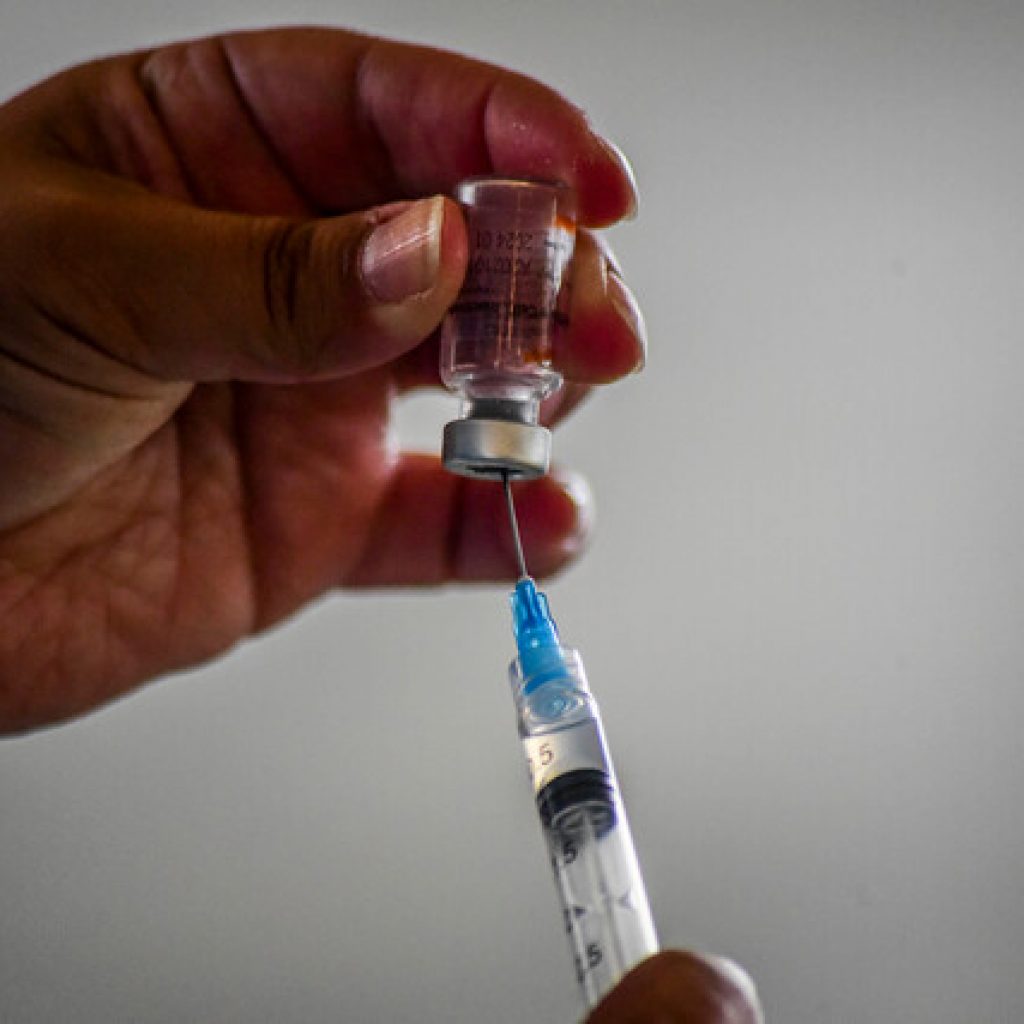 Covid-19: UE apoya propuesta repartir el 5% de las vacunas entre países pobres