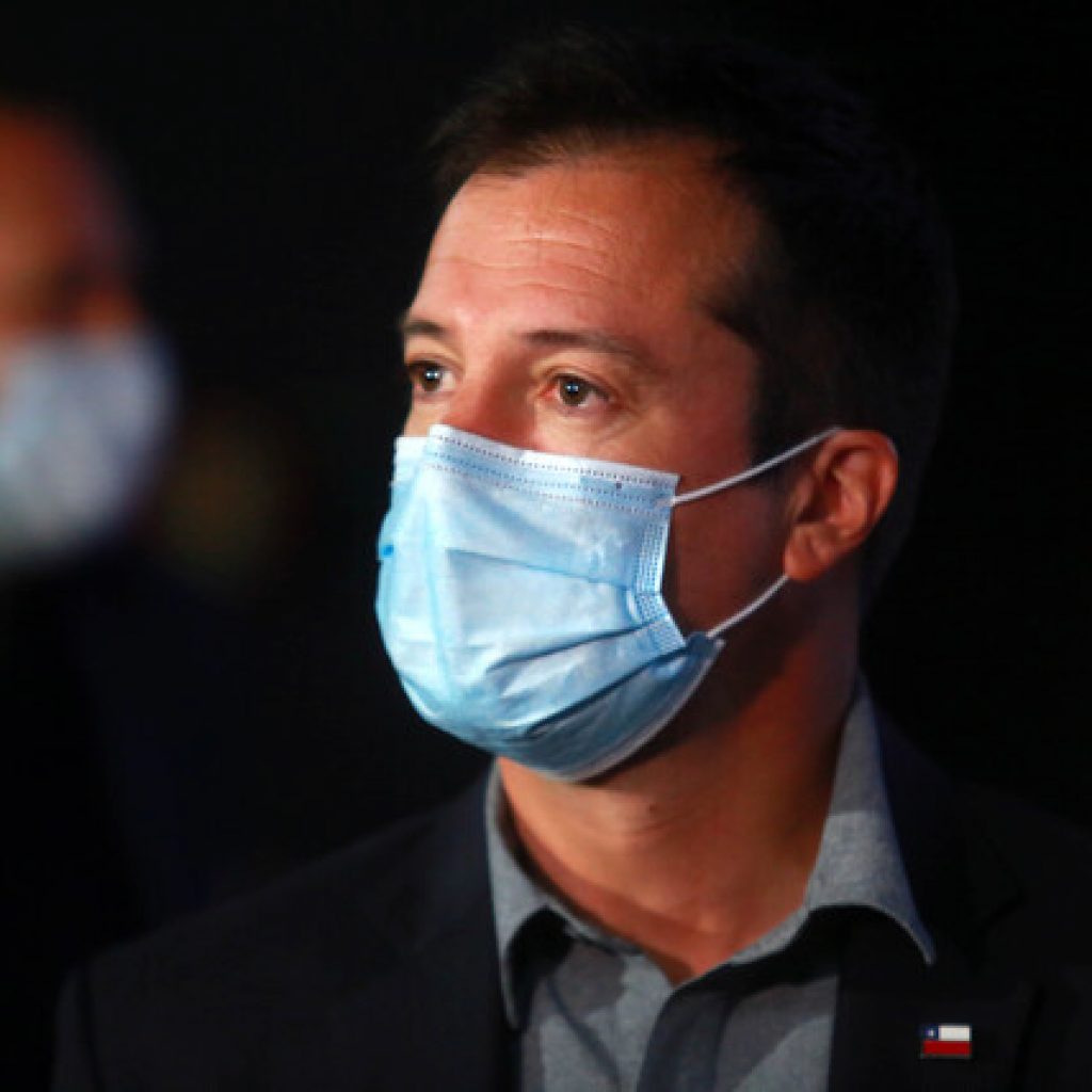 Palacios: “Mi crítica fue directamente contra el Colegio de Profesores”