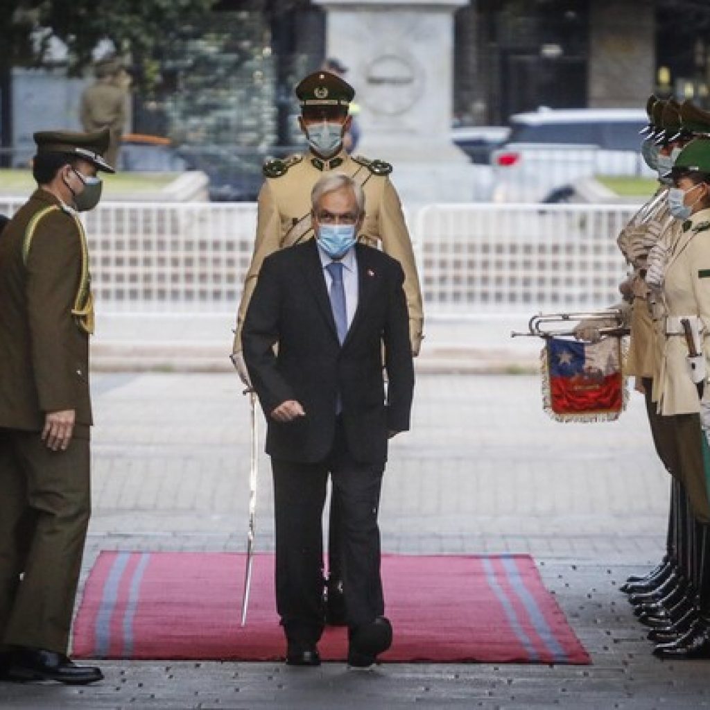 Presidente Piñera encabezará hoy consejo de gabinete