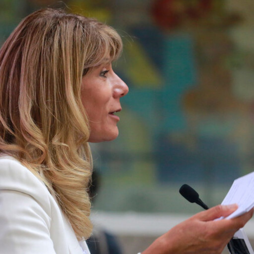 Ximena Rincón presentó a su equipo de campaña presidencial