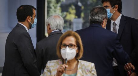 Delgado se habría disculpado por desaire a la presidenta del Senado