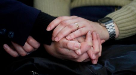 Isapre deberá brindar cobertura de fertilización asistida a mujer lesbiana