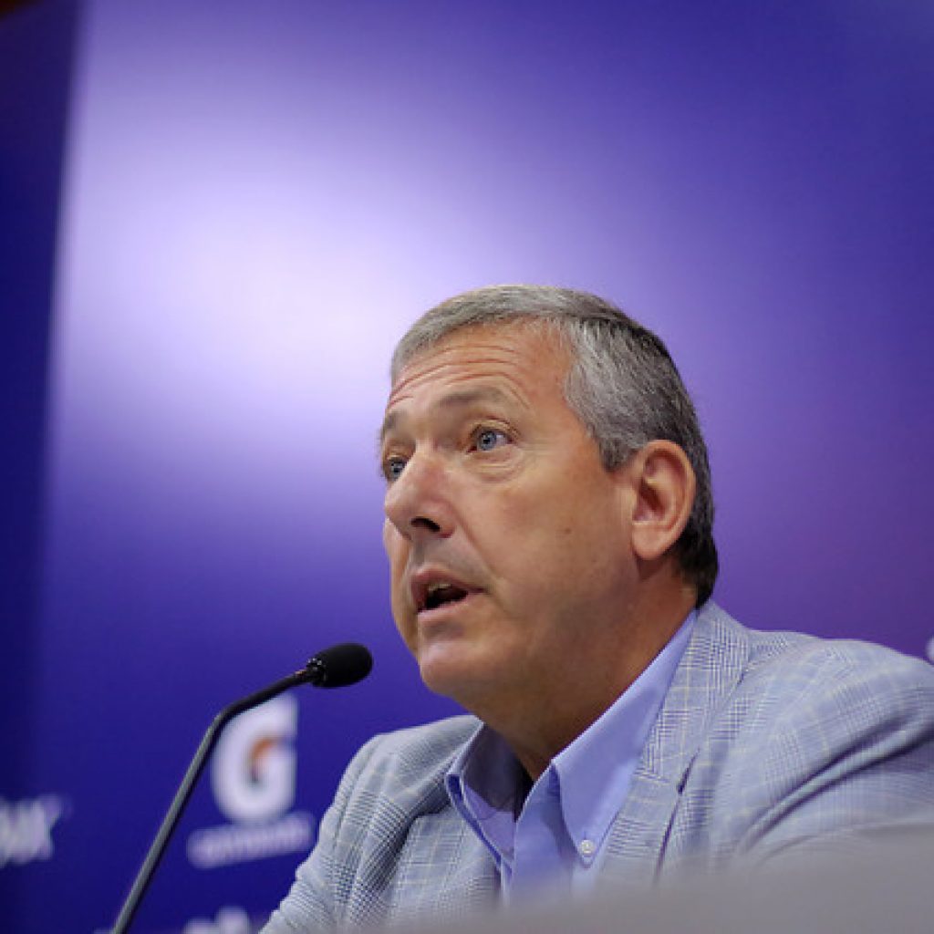 Carlos Heller acepta oferta para vender toda su participación en Azul Azul