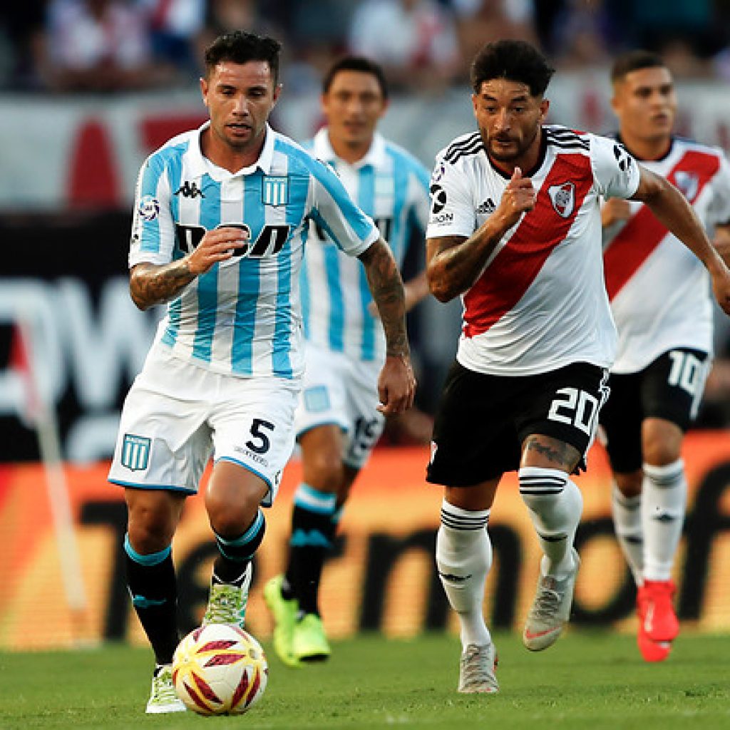 Argentina: River Plate y Racing igualan sin goles con tres chilenos en cancha