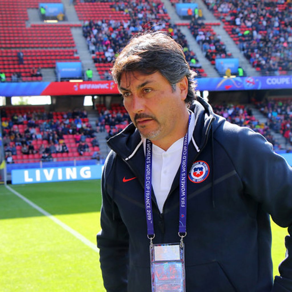 José Letelier: "Trataremos de conseguir algo importante para el fútbol femenino"