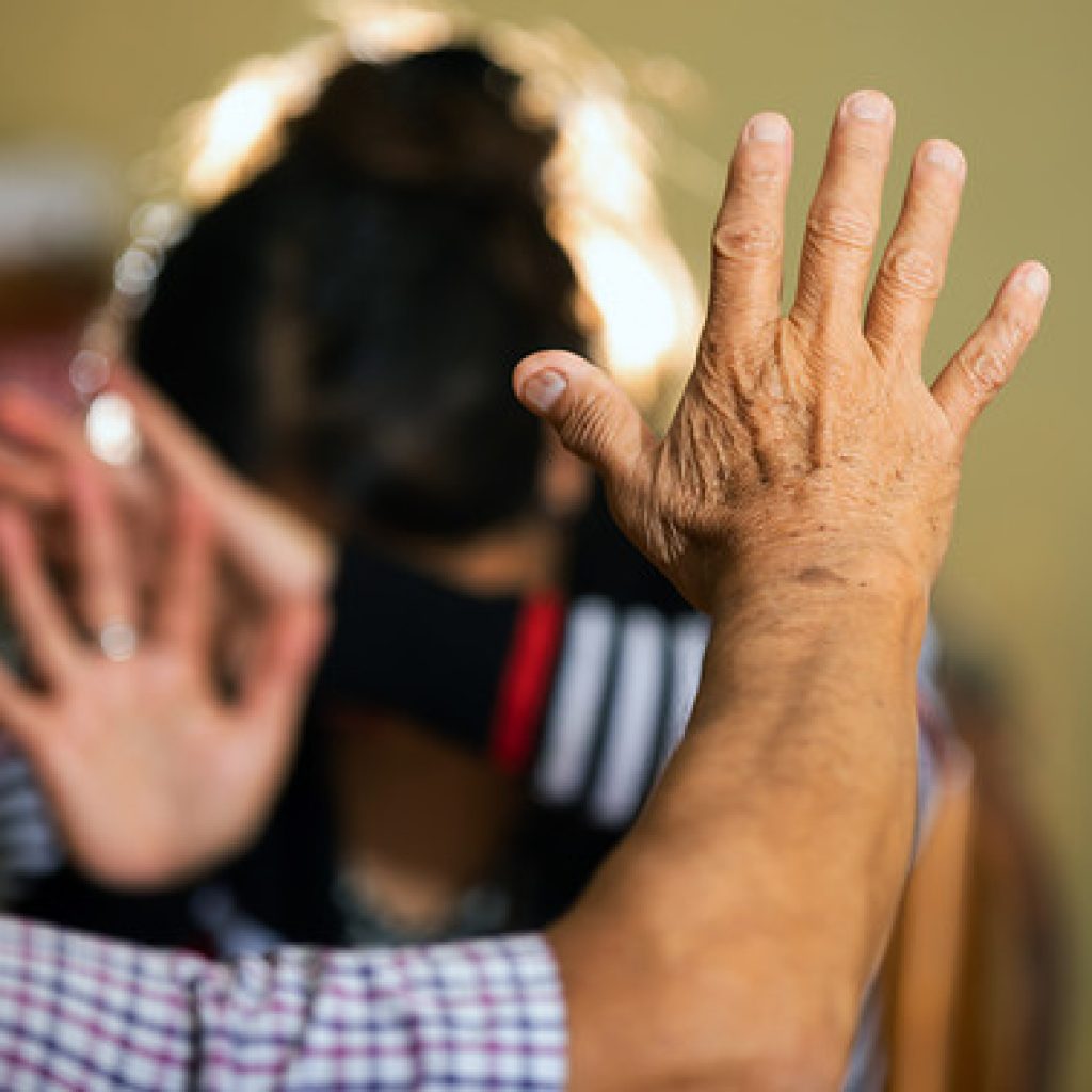 36% de las chilenas declara haber sufrido violencia física o psicológica