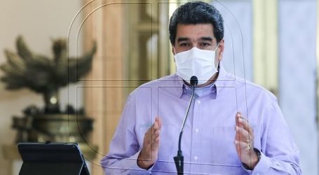 Maduro recibe la primera dosis de vacuna rusa contra el COVID-19 en Venezuela