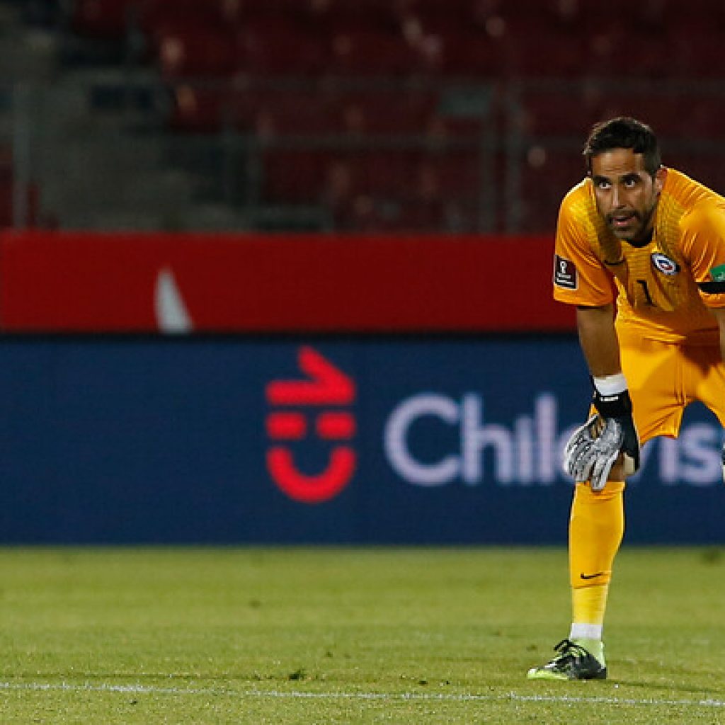Claudio Bravo utilizará ante Bolivia el número 22 en homenaje a Mario Osbén