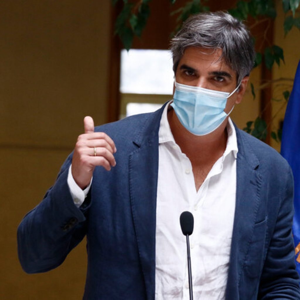 Fuenzalida presenta proyecto de ley Daniela para mejorar investigación penal