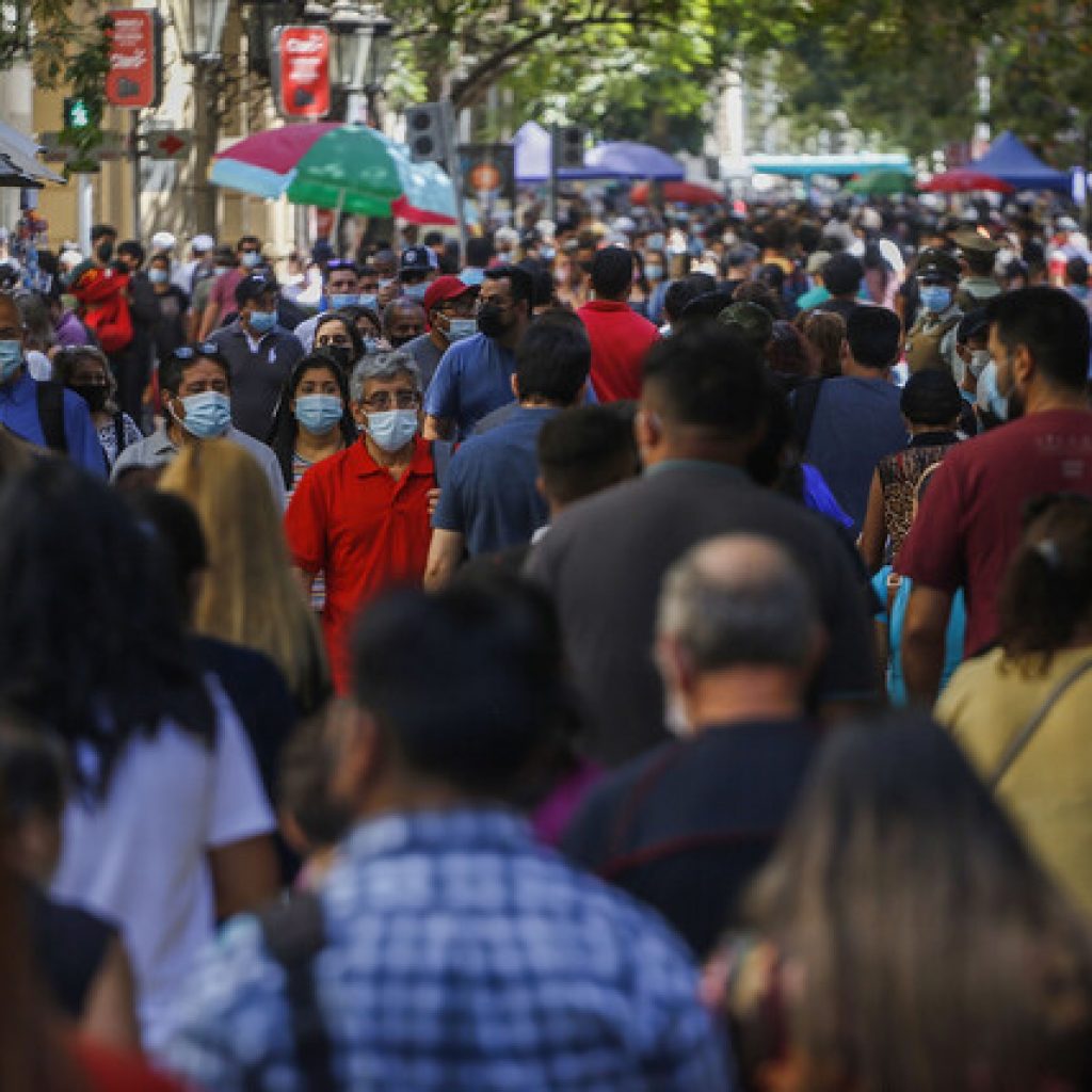 ICOVID advierte aumento de contagios en RM y en las zonas centro y sur del país