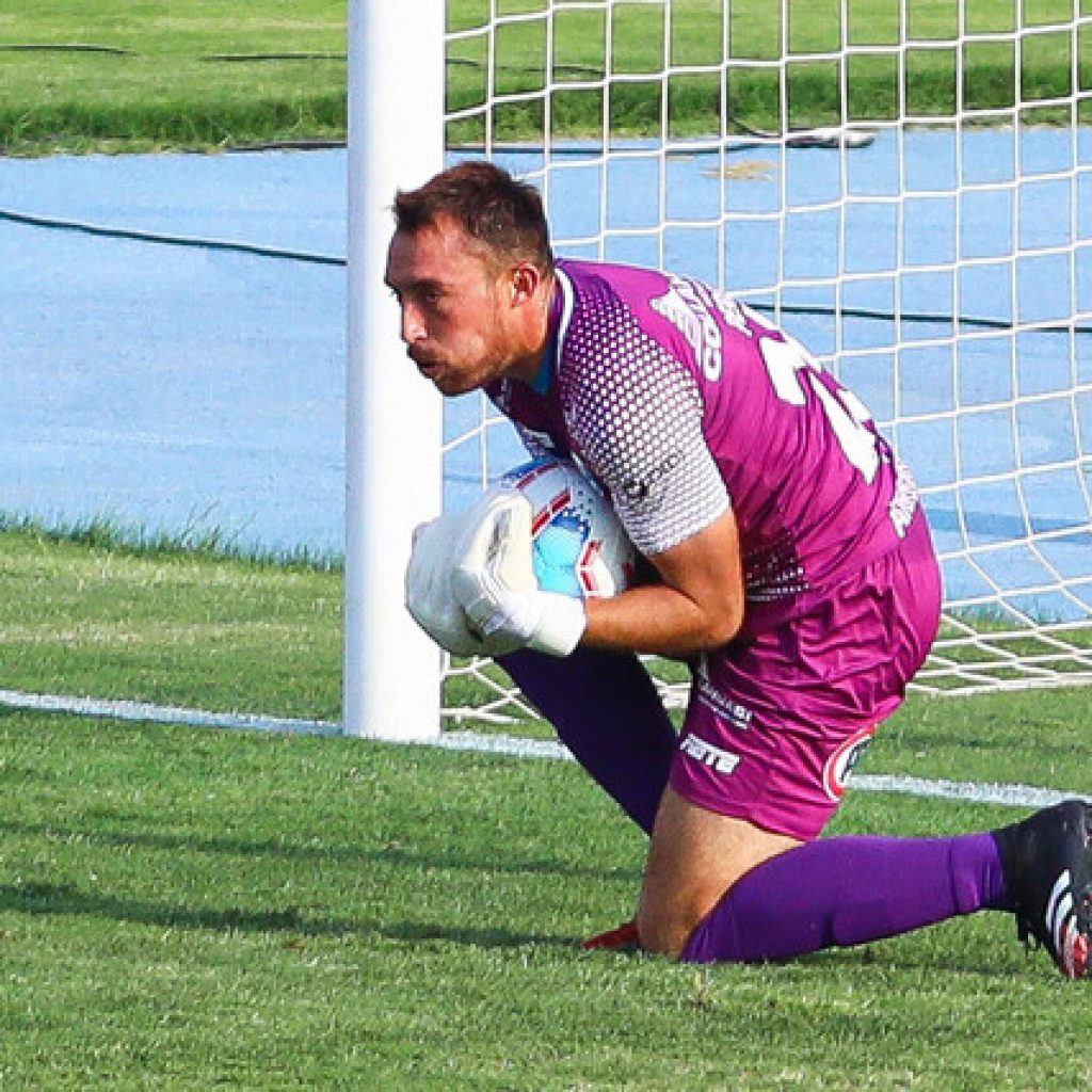 Universidad Católica anuncia el arribo por tres años del arquero Sebastián Pérez