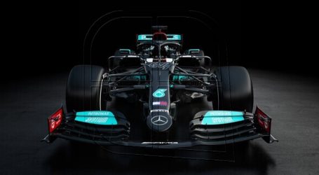 F1: Mercedes presenta el nuevo W12 con el que espera alargar su dominio