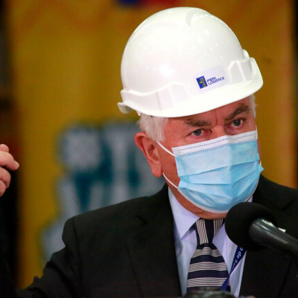 Ministro Paris destacó avance del proyecto que reforma Fonasa