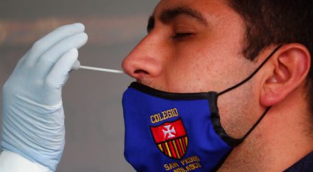 Subsecretaria Daza inauguró vacunatorio móvil en la región de Valparaíso