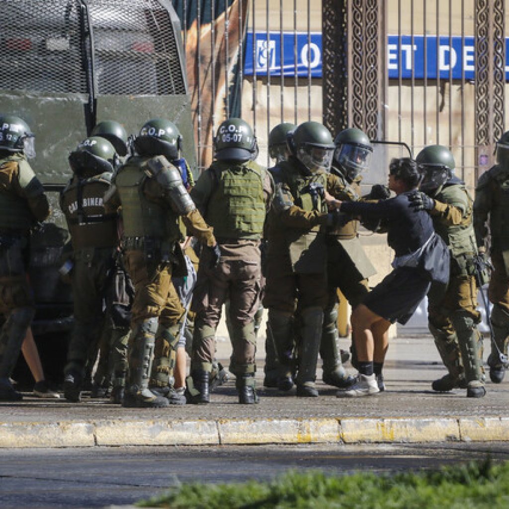 Al menos 11 detenidos en medio de marcha por el Día de la Mujer en la capital