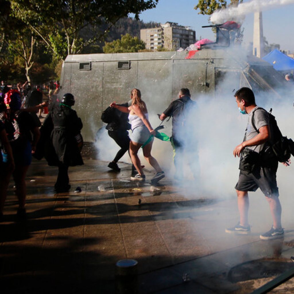 Día de la Mujer: Marcha feminista se realiza en la capital