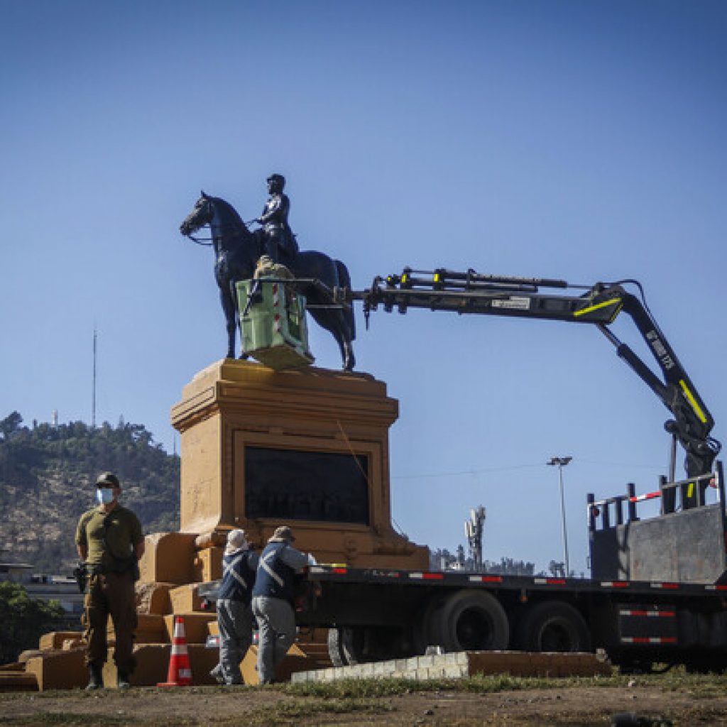 CDE presentó nueva querella contra imputado por daños a estatua de Baquedano