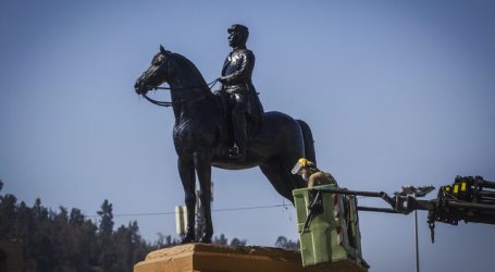Realizan obras de reforzamiento en escultura del general Baquedano