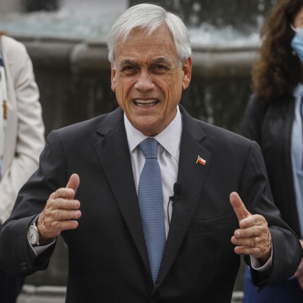 Presidente Piñera abordó eventual postergación de las elecciones de abril