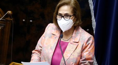 Muñoz se despide de la Mesa del Senado destacando récord legislativo