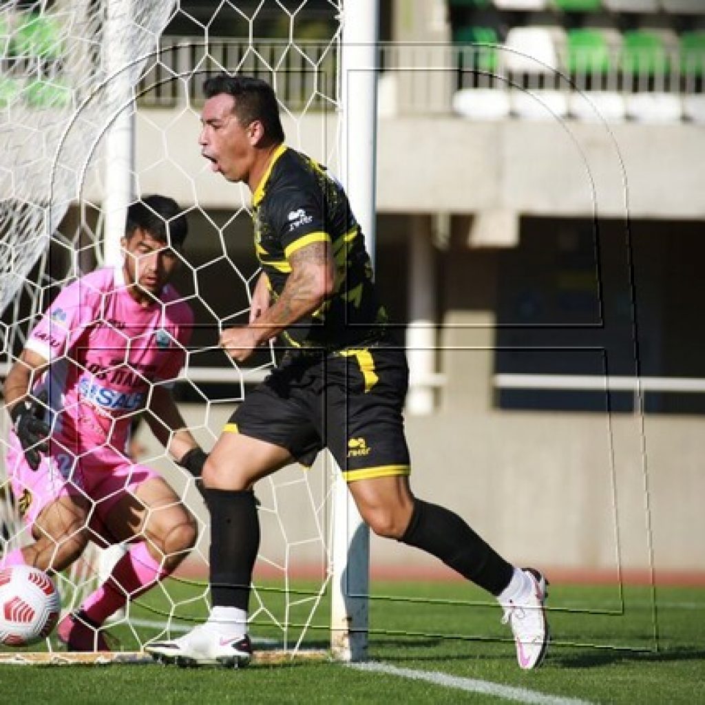 Esteban Paredes anotó su primer gol como jugador de Coquimbo Unido