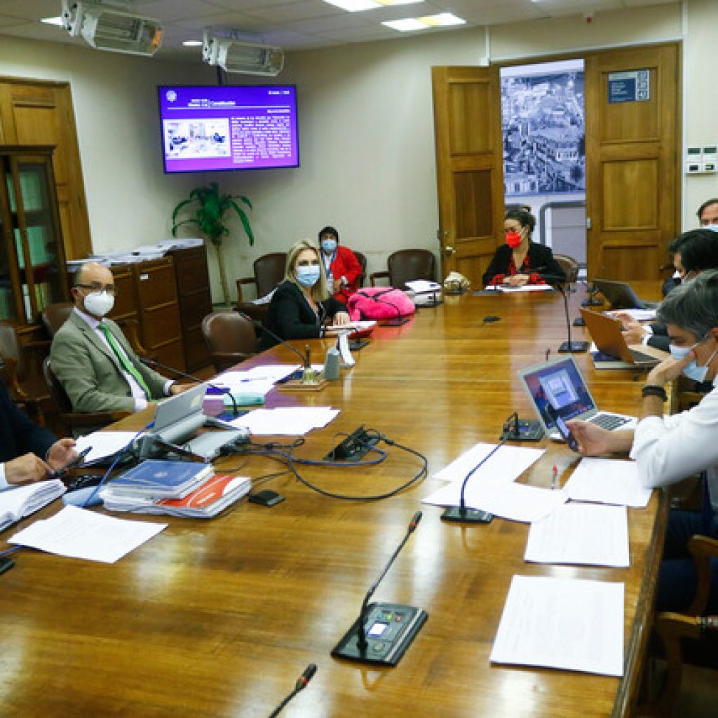 Comisión de Constitución revisa proyectos que buscan un tercer retiro del 10%