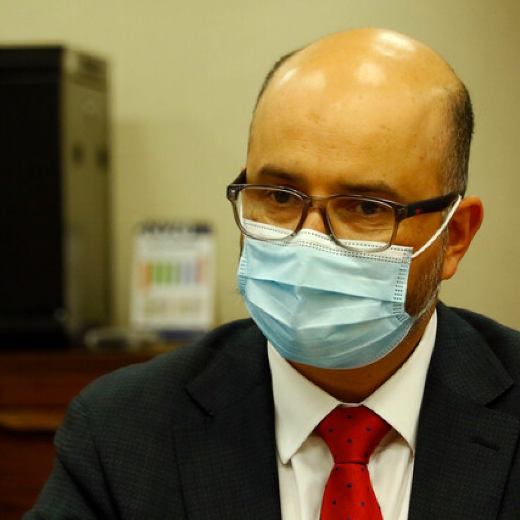 Diputado Ilabaca: "Si es necesario postergar las elecciones, lo haremos"