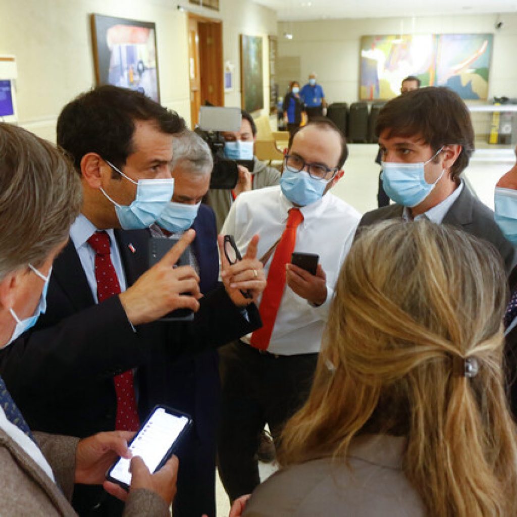 Comisiones unidas aprueban en general proyecto de postergación de las elecciones