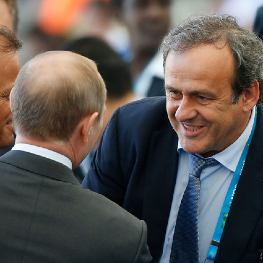Platini afirma que decisión de adjudicar a Qatar el Mundial 2022 fue "correcta"