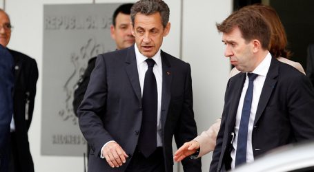 Sarkozy es condenado a 3 años de cárcel por corrupción y tráfico de influencias