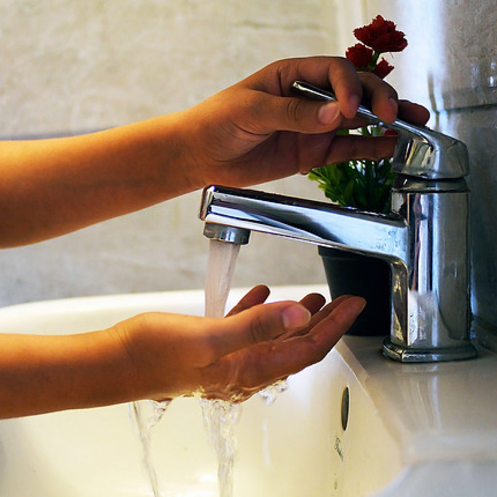 Sanitarias mantendrán suspensión de cortes a clientes hasta noviembre