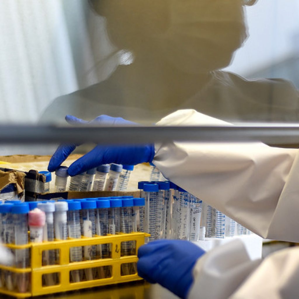 Italia supera ya los 3,9 millones de casos acumulados de coronavirus