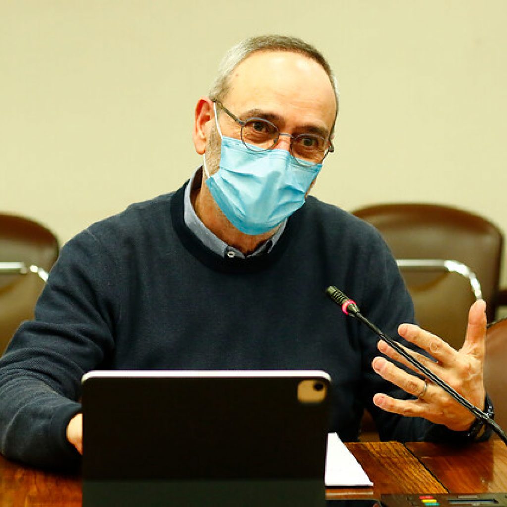 Saffirio destacó aprobación del tercer retiro en Comisión de Constitución