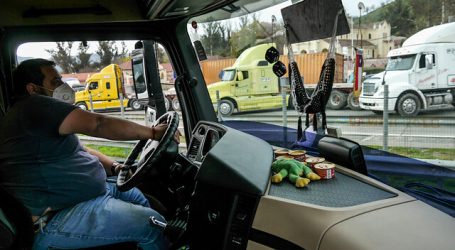 CNDC pide al Gobierno gestionar retorno de camioneros varados en Argentina