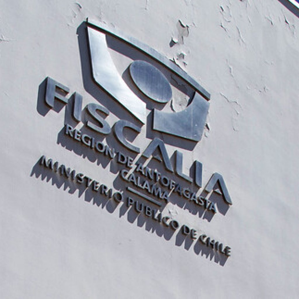 Fiscalía instruye diligencias a la PDI por inoculación con vacunas de perros