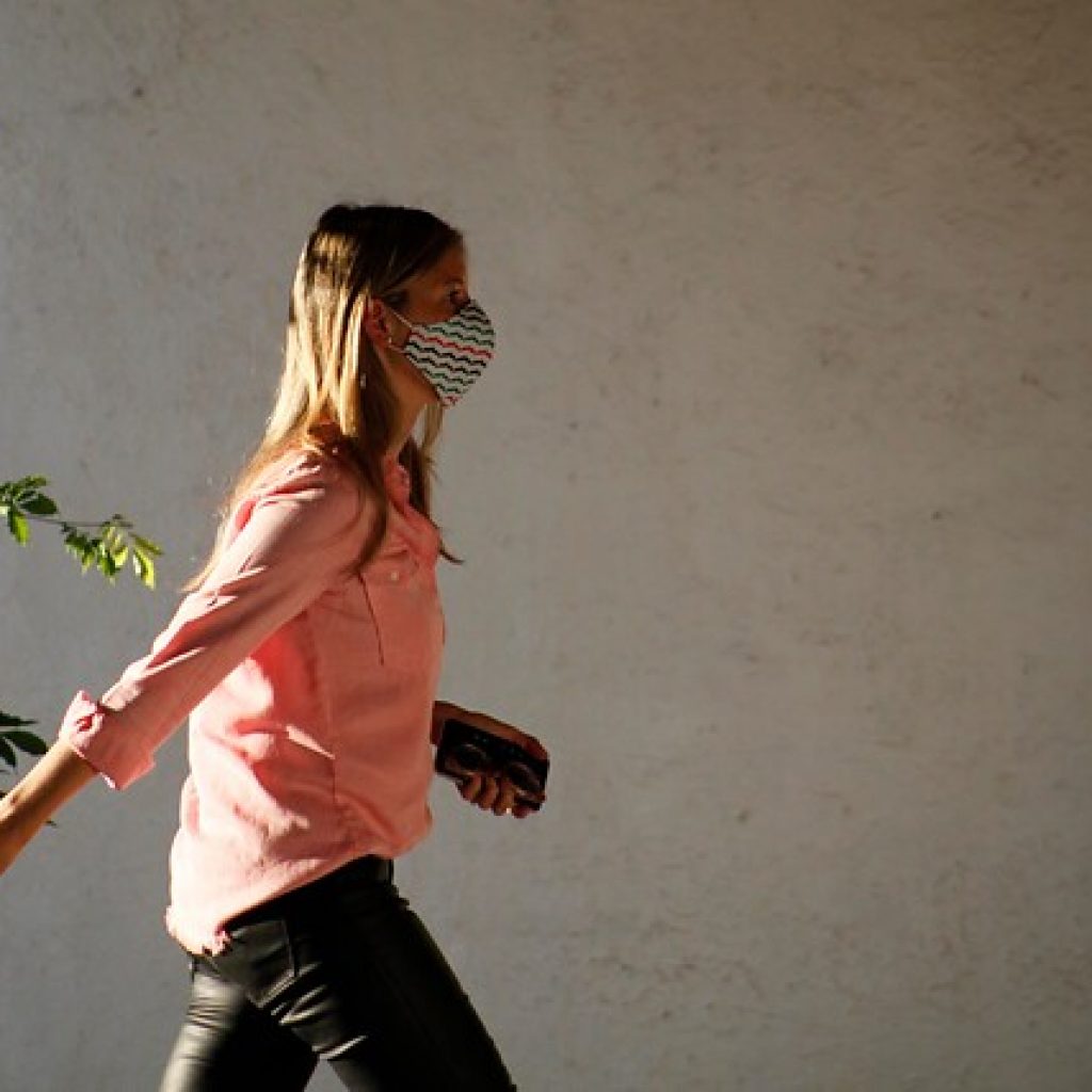 Sabat se reúne con ministra Rubilar por permiso especial para niños en pandemia