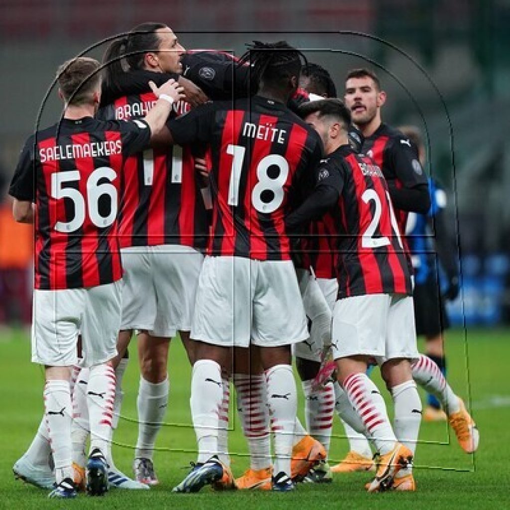 Zlatan Ibrahimovic renovó por una temporada con el AC Milan