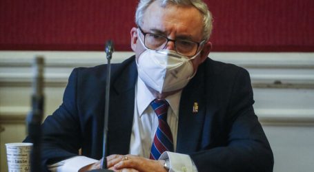 Rector de la U. de Chile se refirió a relación con nuevos dueños de Azul Azul