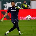 Prensa española alabó a Claudio Bravo tras empate de Betis ante el Eibar