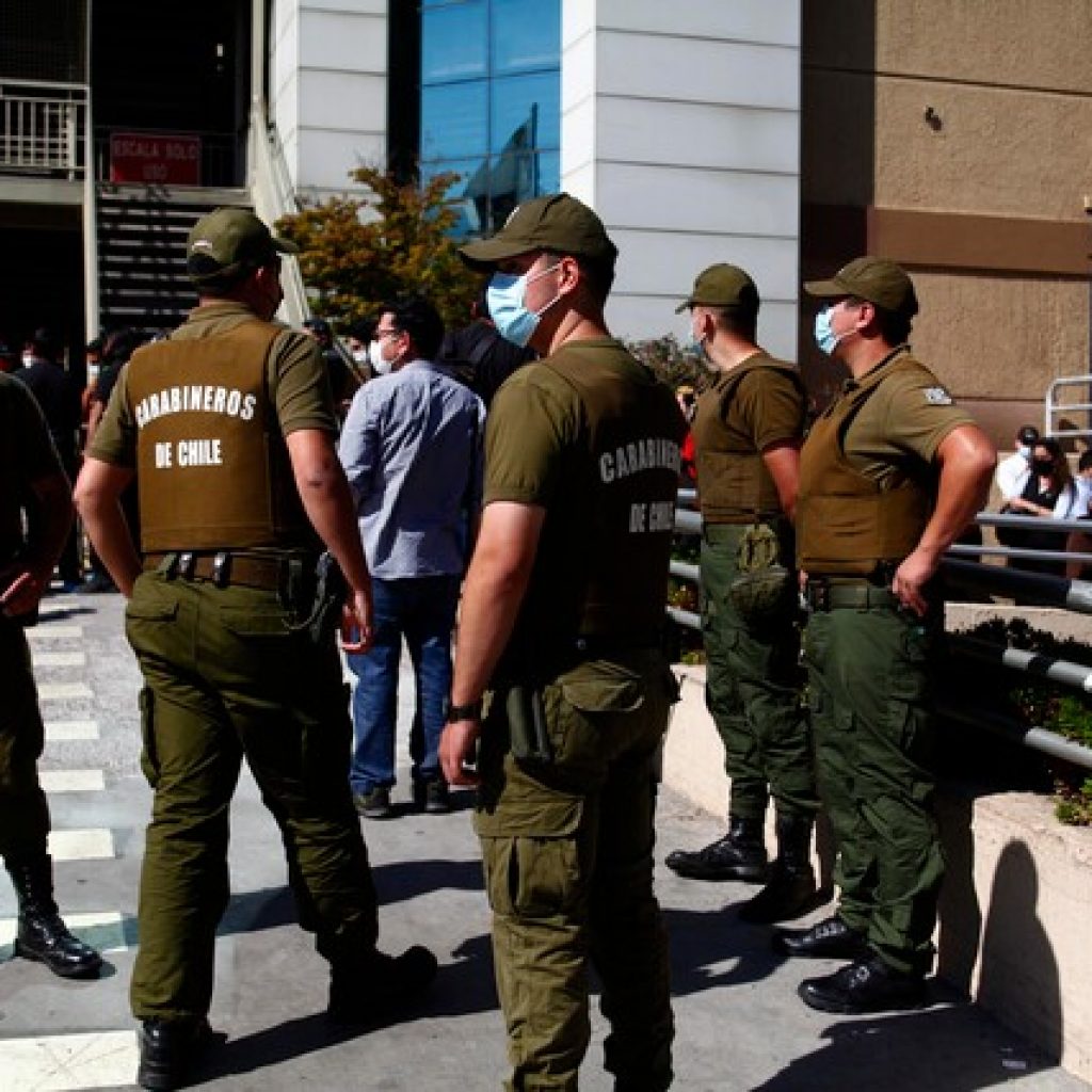 Proyecto busca instalar detectores de armas en centros comerciales