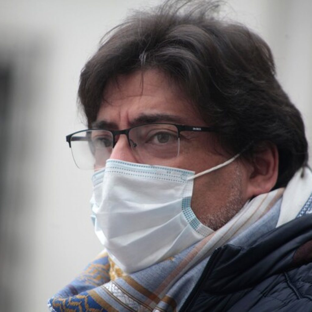 Candidatos presidenciales exigen una serie de medidas ante alza de contagios