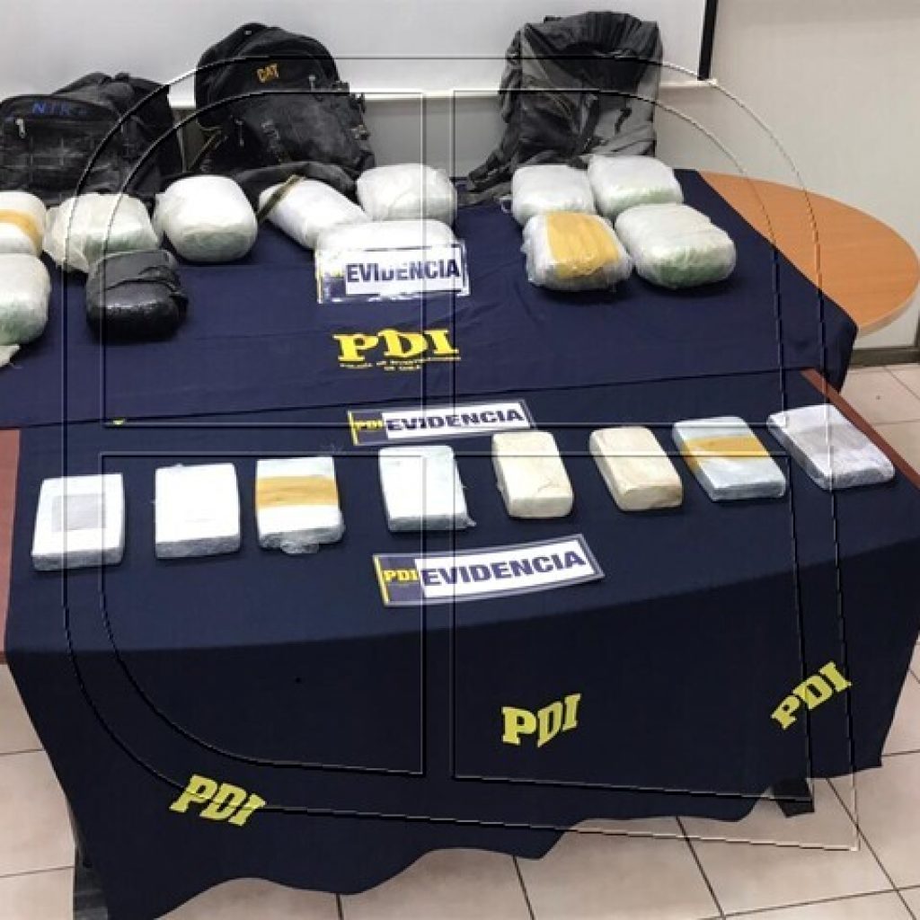 Arica: Detienen a 3 personas por ingreso clandestino con más de 33 kg de drogas