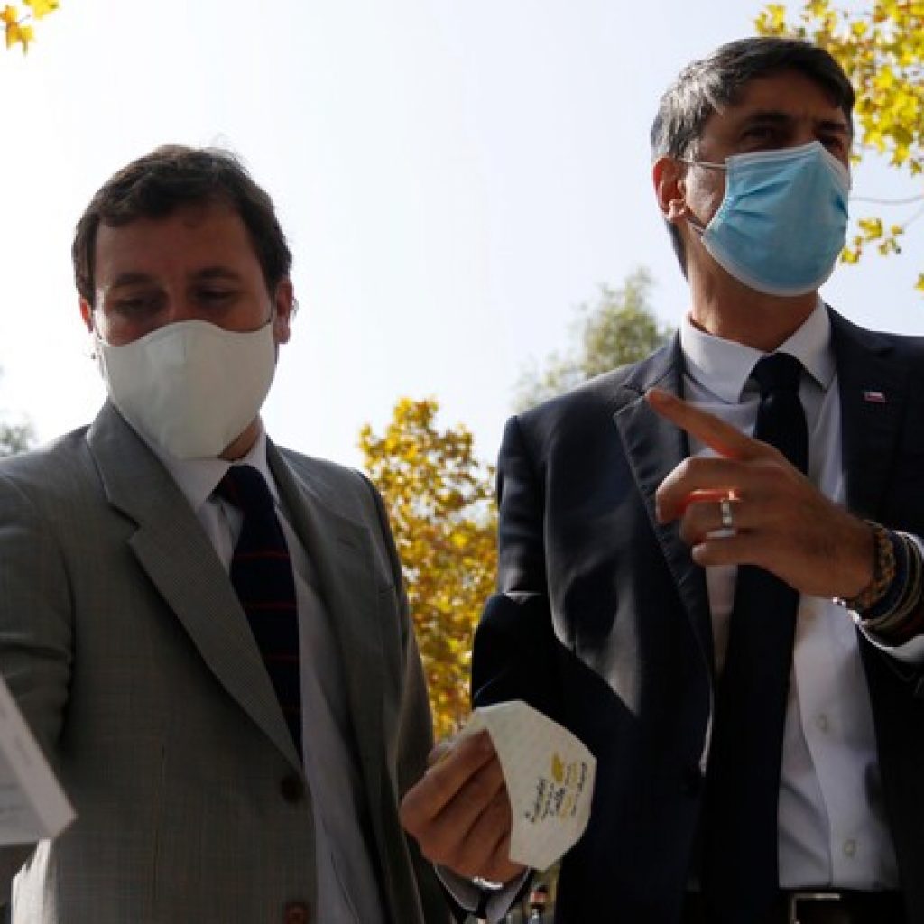 Ministro de Ciencia destaca estudios sobre eficacia de la vacuna de Sinovac